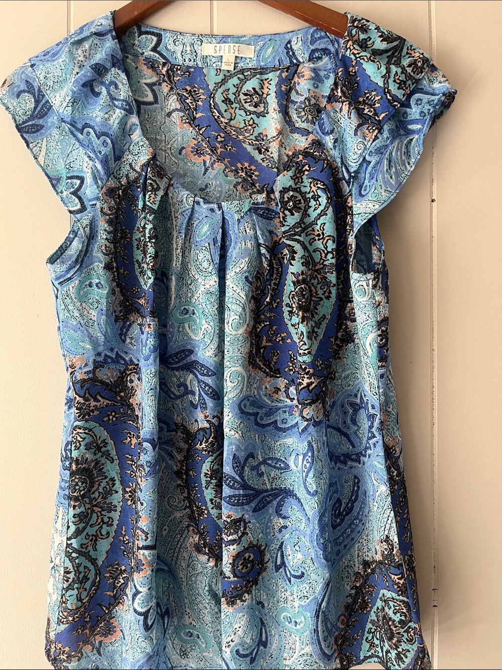 Spense Aqua and Blue Paisley Flutter Sleeve Top